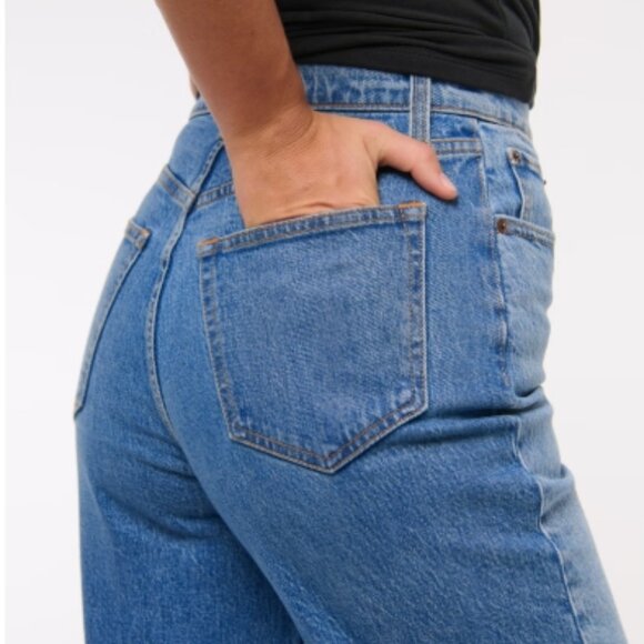 Abercrombie Curve Love Ultra High Rise 90s Straight Jean - Picture 4 of 4